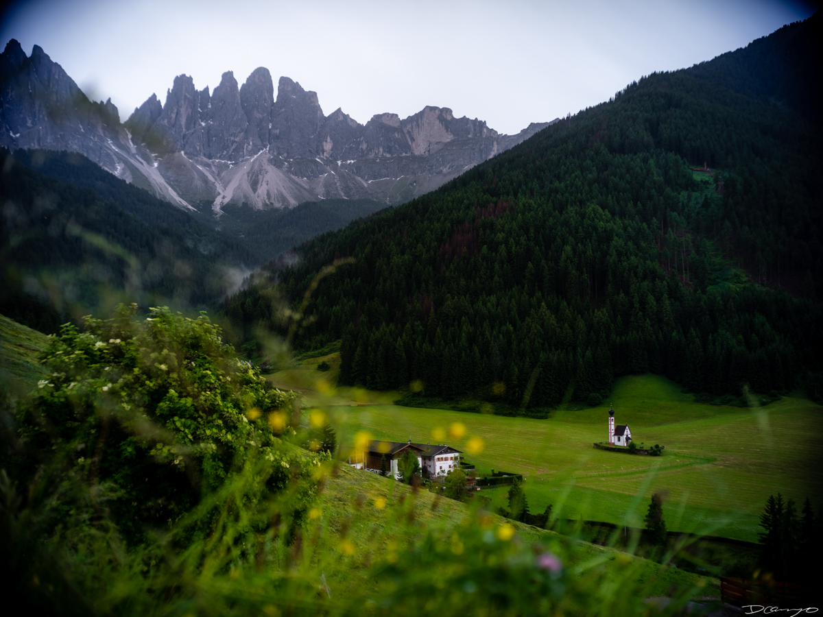 Photos from a trip through Italy in Summer of 2023. Locations include Rome, Florence, Tuscany, Castello di Bossi in Chianti, Siena, San Gimignano, Sirmione on Lake Garda, Bologna, Gudon, Italian Dolomites, Seceda, Cadini di Misurina, and Venice.